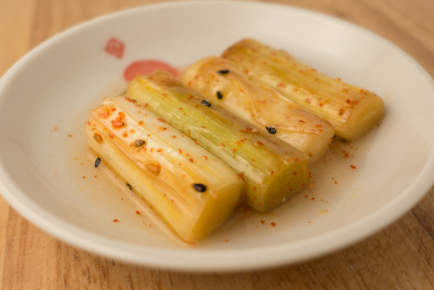 Japanese-style grilled leek pickle