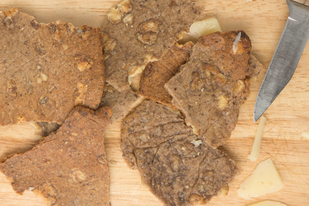 Walnut, brown rice and buckwheat crackers