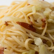 Pasta with cabbage and smoked prosciutto